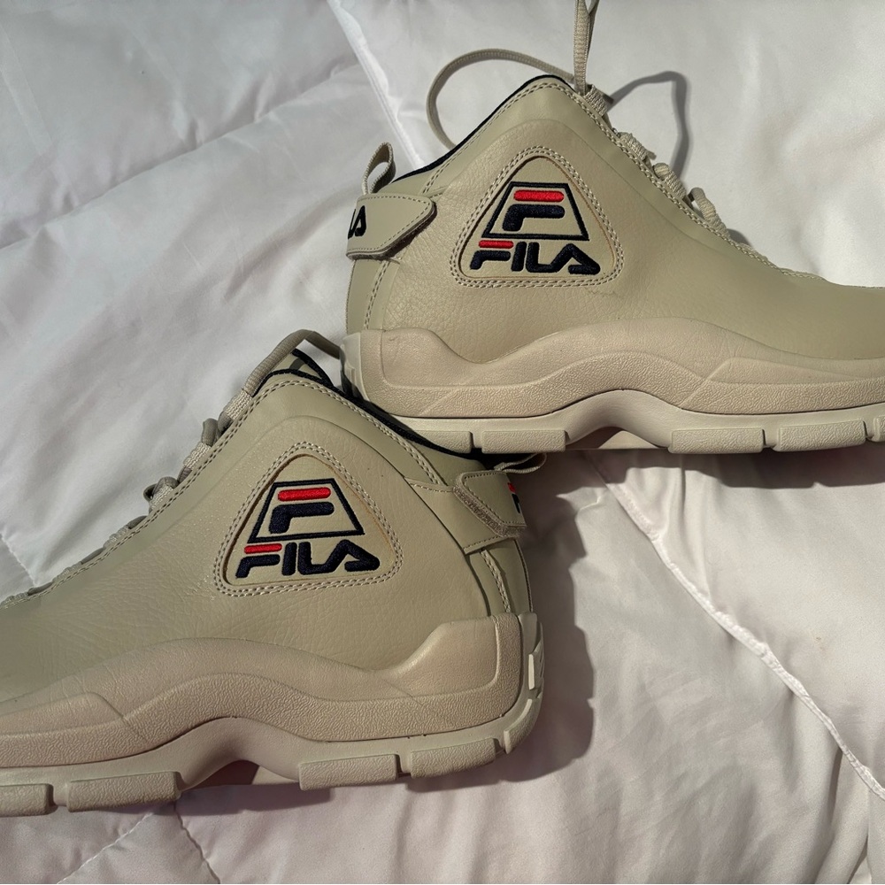 Grant Hill Fila Collab 2 Sneakers - Picture 6 of 12